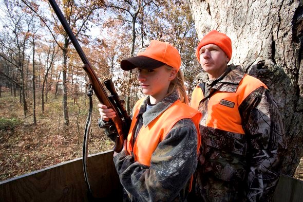 Dad and daughter deer hunting