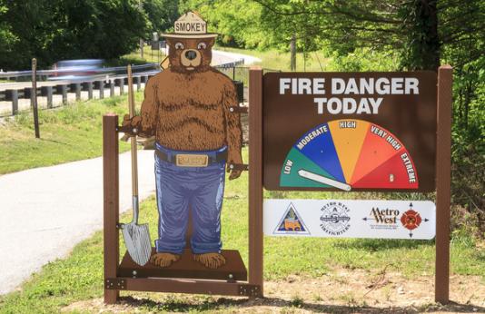 New Smokey Bear sign at Rockwoods Reservation 